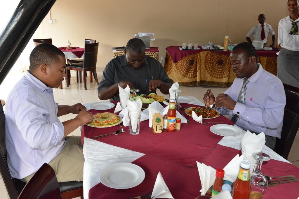 Morogoro Hotel Eksteriør billede